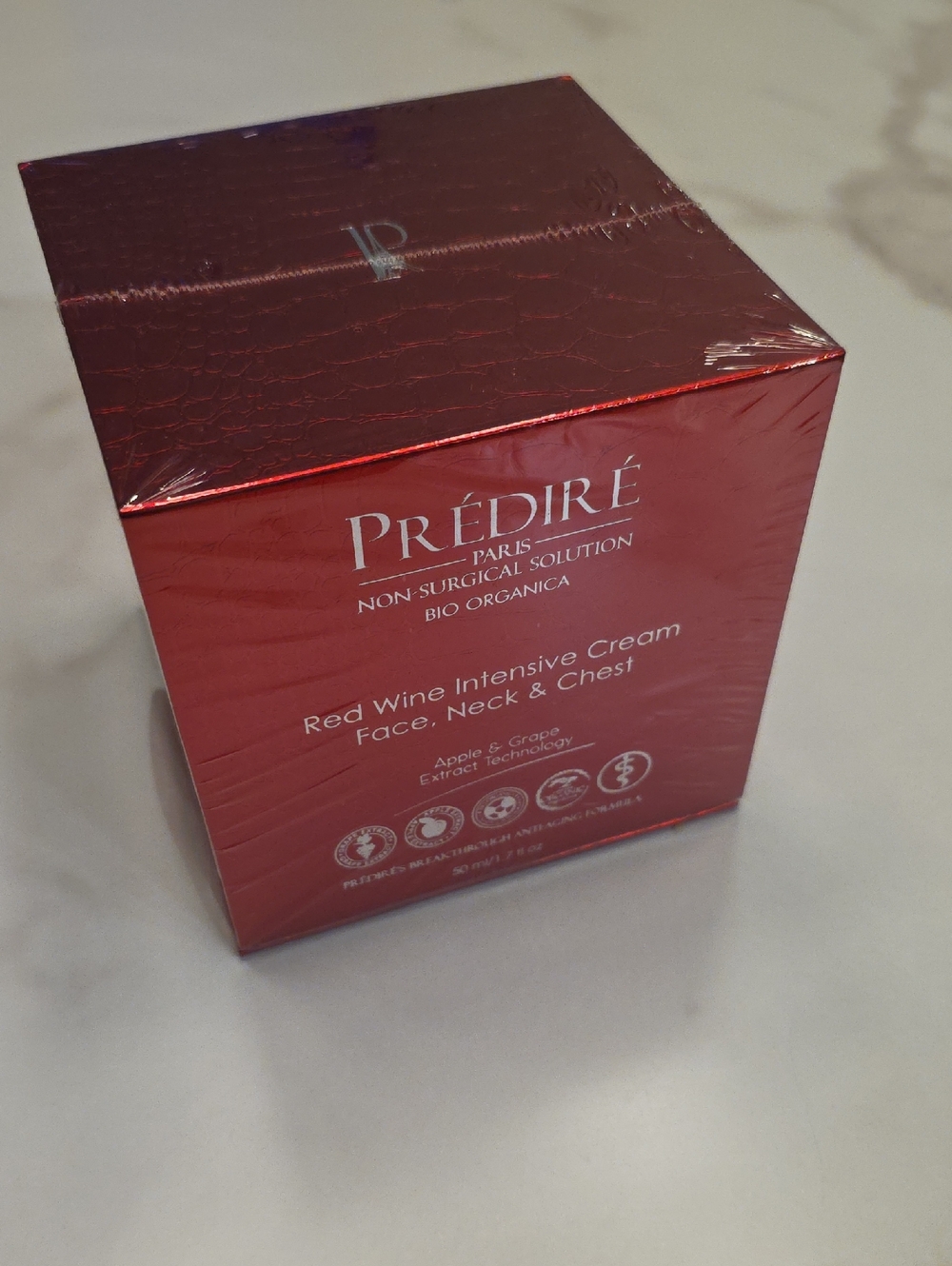 Prédiré Red Wine Intensive Cream - Red